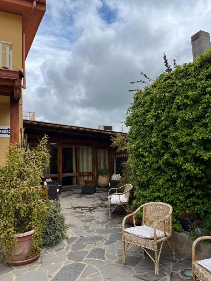 Agriturismo La Cantina Baratili San Pietro エクステリア 写真