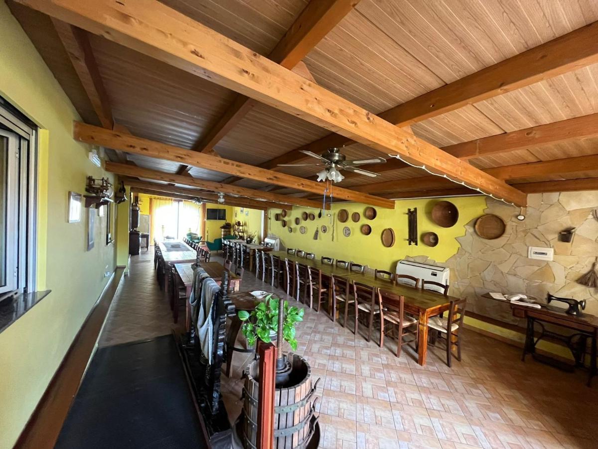 Agriturismo La Cantina Baratili San Pietro エクステリア 写真